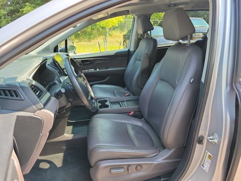Used 2019 Honda Odyssey EX-L image 8