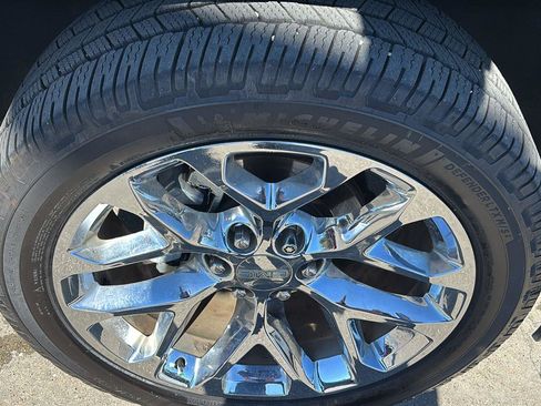 Used 2019 GMC Yukon XL Denali w/ Denali Ultimate Package image 9