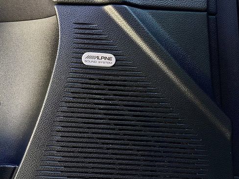 Used 2021 Dodge Challenger R/T Scat Pack image 11