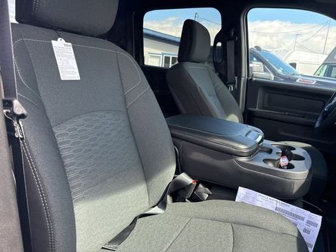 New 2026 RAM 2500 Tradesman AWD/4WD image 10