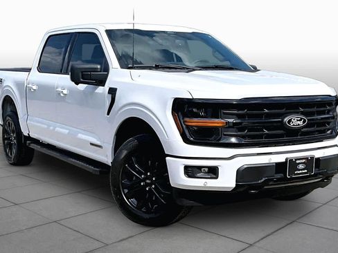 Used 2025 Ford F150 XLT w/ Equipment Group 303A High AWD/4WD image 3