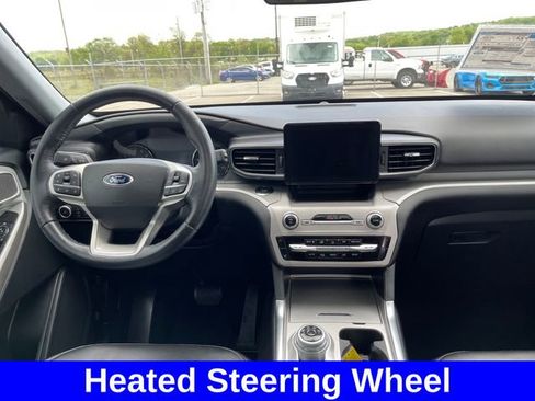 Used 2023 Ford Explorer XLT w/ Equipment Group 202A AWD/4WD image 12