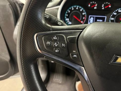 Used 2024 Chevrolet Malibu LT FWD image 25
