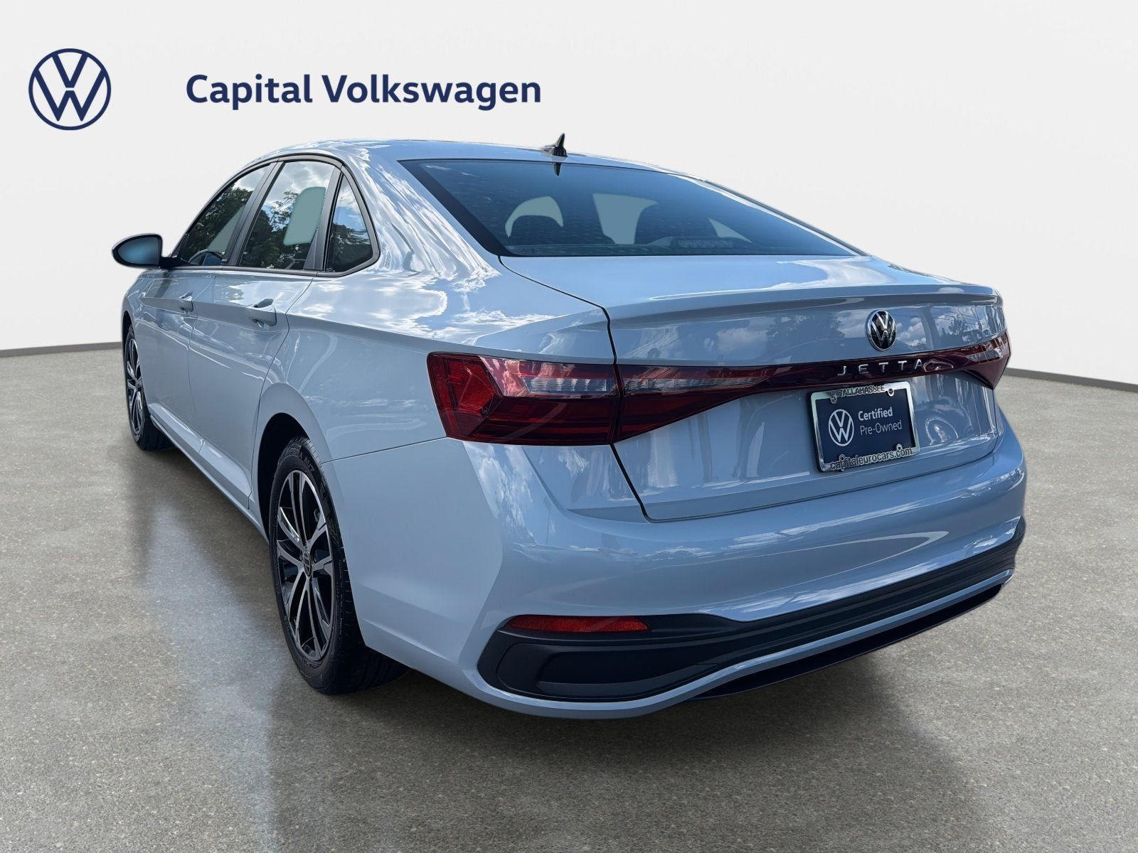 Used 2026 Volkswagen Jetta Sport FWD image 7