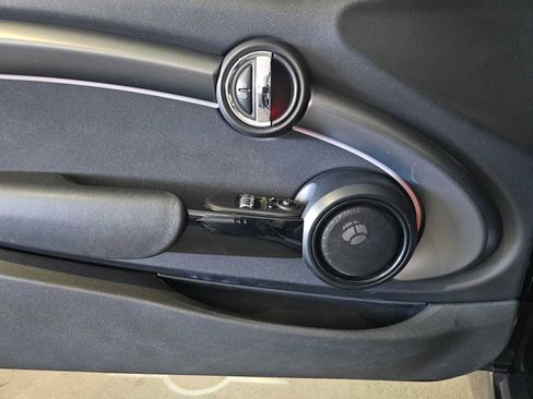 Used 2024 MINI Cooper SE FWD image 27