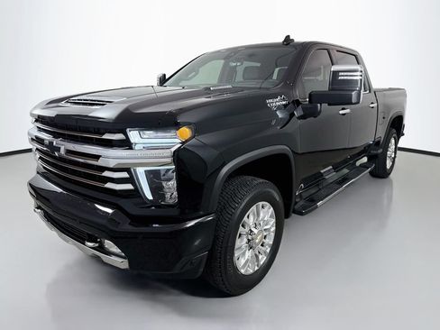 Used 2023 Chevrolet Silverado 2500 High Country w/ Z71 Off-Road Package AWD/4WD image 3