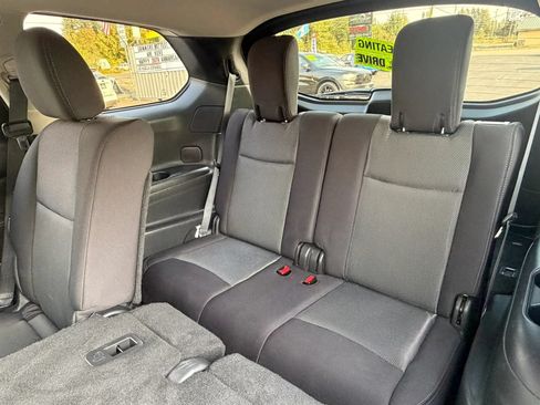 Used 2018 Nissan Pathfinder 4WD image 23