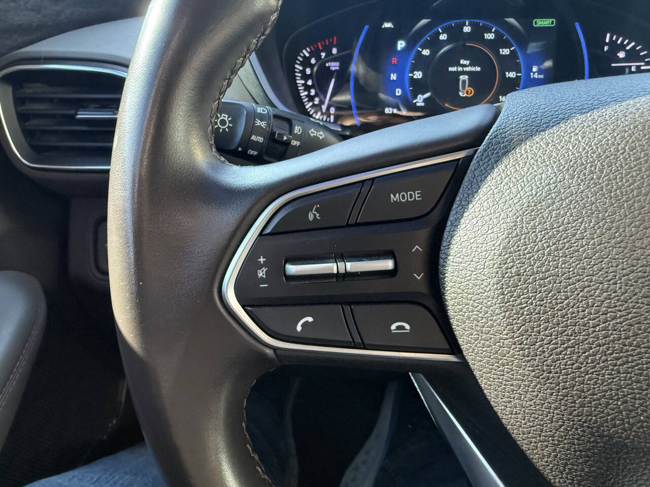 Used 2020 Hyundai Santa Fe SEL w/ Convenience + Premium Package FWD image 24