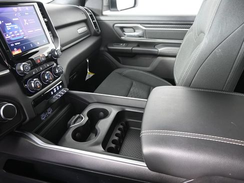 Used 2025 RAM 1500 Big Horn AWD/4WD image 33