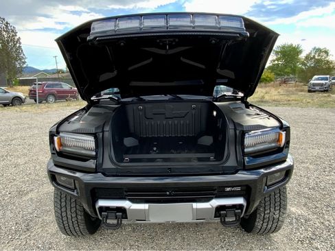 New 2025 GMC Hummer EV 3X w/ LPO, Illumination Package image 18