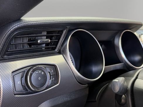 Used 2018 Ford Mustang GT w/ Equipment Group 301A image 17