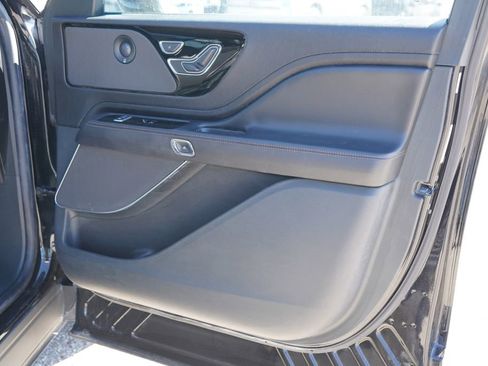 Used 2024 Lincoln Aviator Reserve image 17