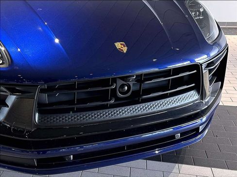 New 2026 Porsche Macan AWD/4WD image 30