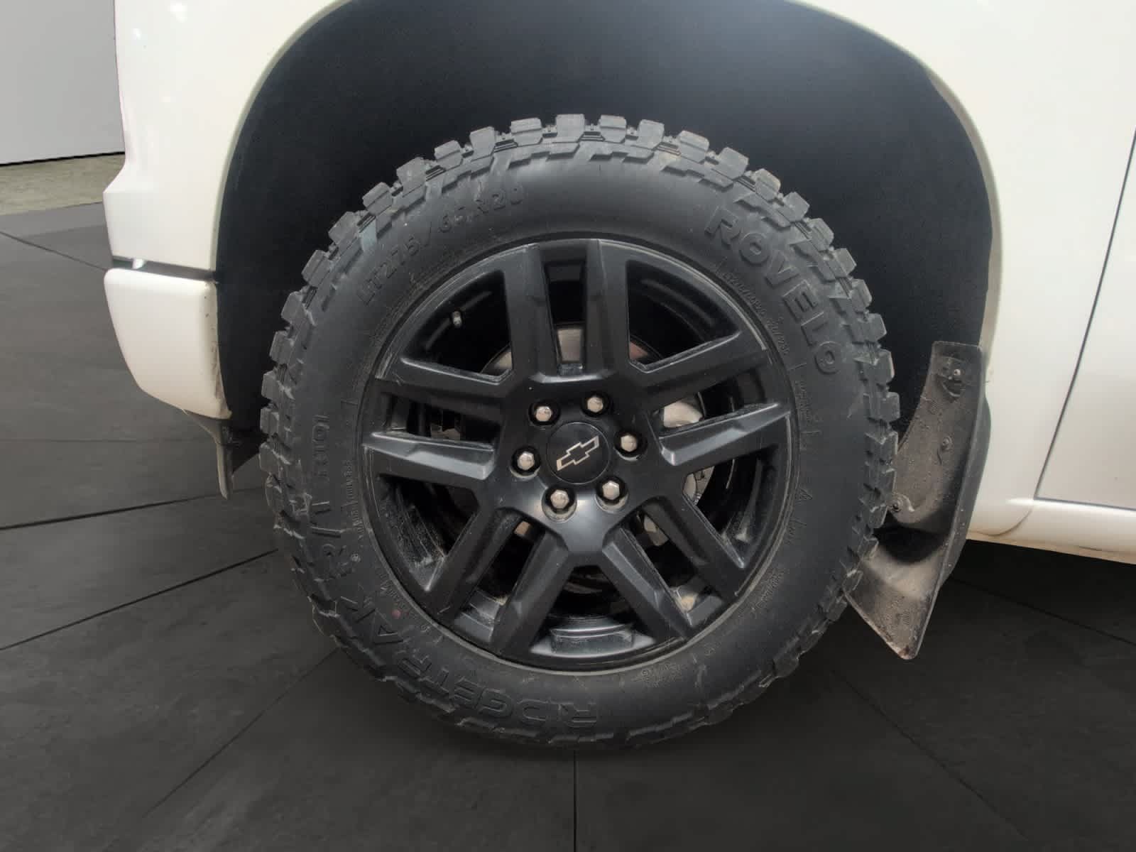 Used 2024 Chevrolet Silverado 1500 RST AWD/4WD image 14