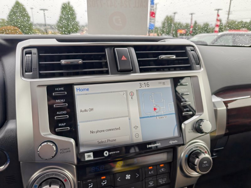 Used 2023 Toyota 4Runner Limited AWD/4WD image 12