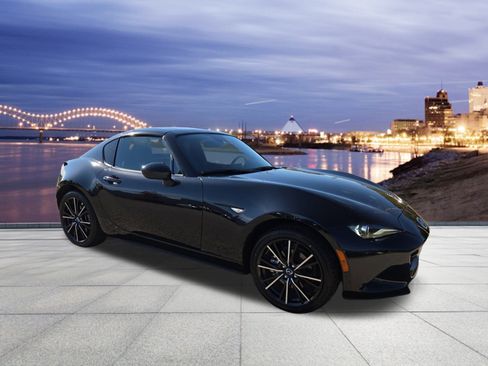 Used 2024 MAZDA MX-5 Miata RF Grand Touring image 4