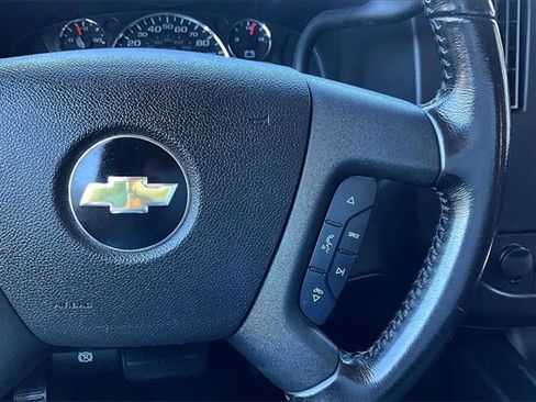Used 2020 Chevrolet Express 3500 LS image 21