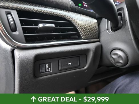 Used 2016 Cadillac ATS V w/ Luxury Package image 31