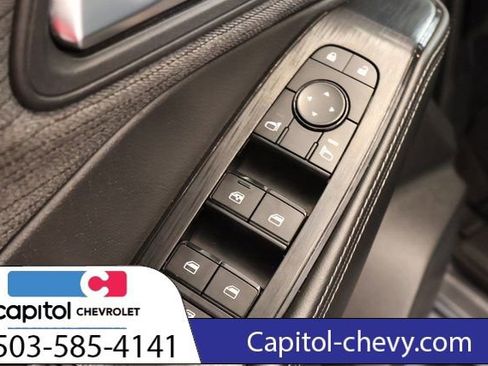 Used 2021 Nissan Rogue SV image 12