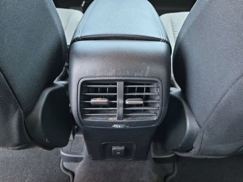Used 2020 Ford Escape SE AWD/4WD image 21