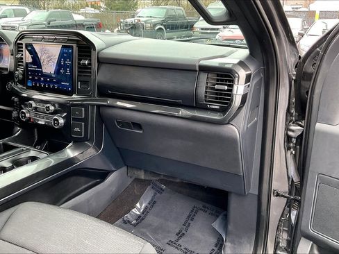 Used 2021 Ford F150 XLT w/ Equipment Group 302A High image 17