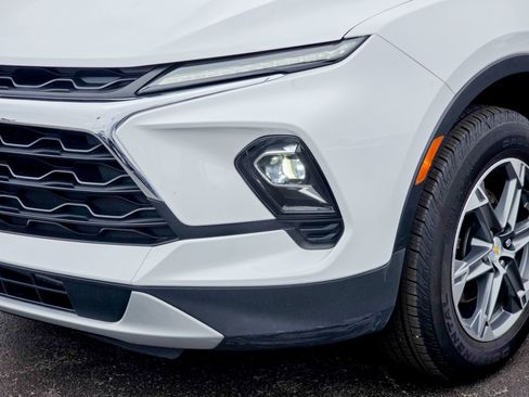 Used 2023 Chevrolet Blazer LT w/ Driver Confidence Package image 4