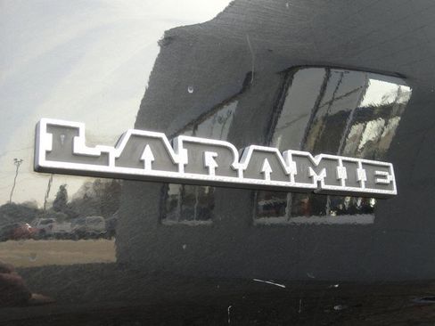 Used 2023 RAM 1500 Laramie image 28
