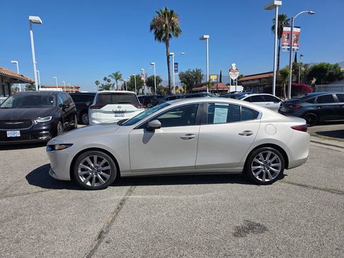 Used 2024 MAZDA MAZDA3 s FWD image 9