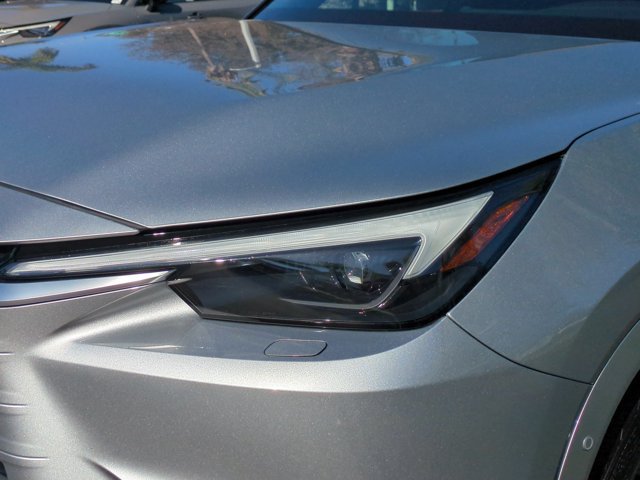 Used 2026 Lexus TX 500h AWD w/ Technology Package image 10