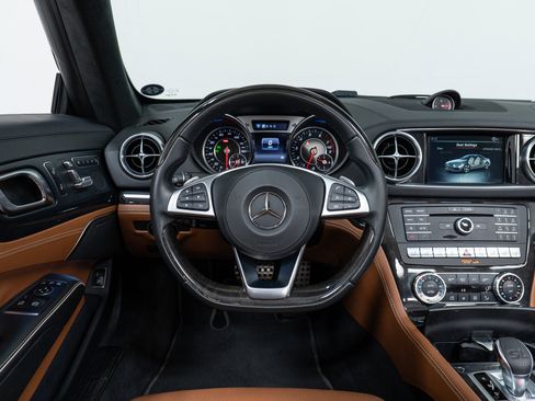 Certified 2019 Mercedes-Benz SL 550 image 17