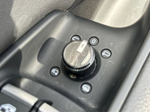 Used 2021 Audi Q8 Premium w/ Black Optic Package image 35