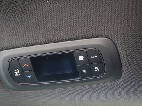 New 2026 Chrysler Pacifica Select w/ S Appearance Package image 22