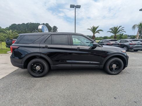 New 2025 Ford Explorer 4WD Police Interceptor w/ Ready For The Road Package image 4