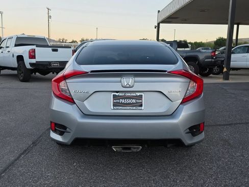 Used 2020 Honda Civic Sport image 4