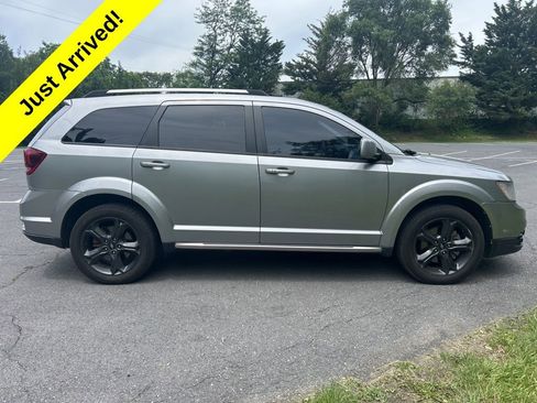 Used 2018 Dodge Journey Crossroad AWD/4WD image 2