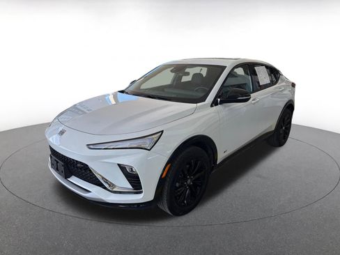 Used 2025 Buick Envista Sport Touring image 4