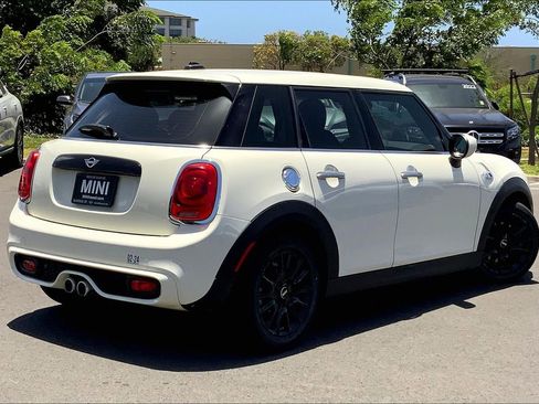 Used 2021 MINI Cooper S w/ Storage Package FWD image 9