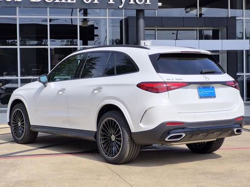 New 2026 Mercedes-Benz GLC 300 image 4
