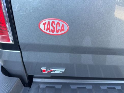 Used 2022 GMC Canyon AT4 image 30