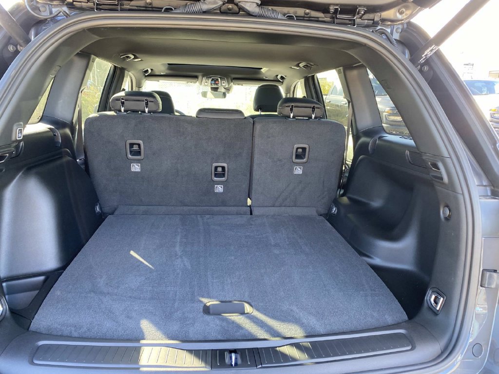New 2026 Jeep Grand Cherokee Laredo X AWD/4WD image 5