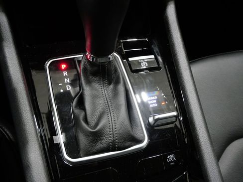 New 2026 Jeep Compass Limited image 22