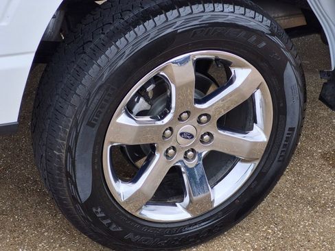 Used 2022 Ford F150 Lariat AWD/4WD image 7