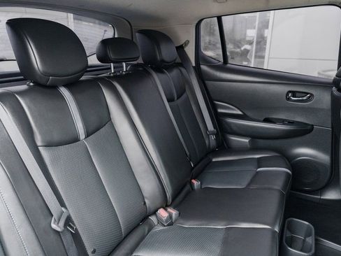 Used 2022 Nissan Leaf SL Plus image 23