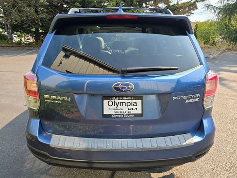 Used 2017 Subaru Forester 2.5i Premium w/ Popular Package #2A AWD/4WD image 5
