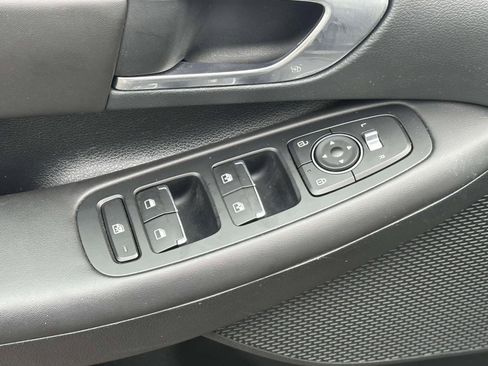 Used 2023 Hyundai Sonata SEL w/ Cargo Package image 15