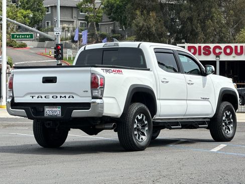 Used 2023 Toyota Tacoma TRD Off-Road image 5