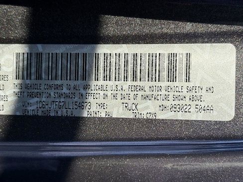 Used 2020 Jeep Gladiator Overland w/ Trailer Tow Package image 26