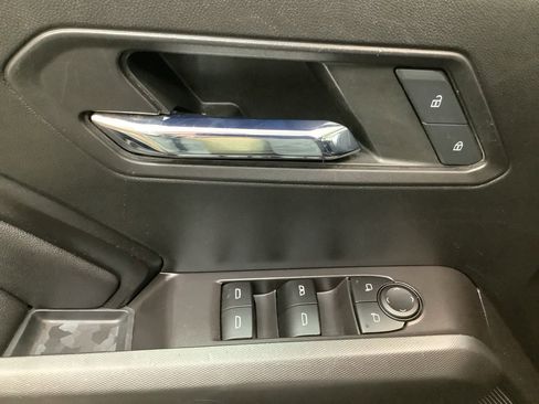 Used 2023 Chevrolet Colorado LT w/ LT Convenience Package II image 13