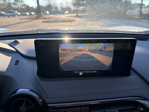 Used 2025 MAZDA MX-5 Miata RF Club image 16