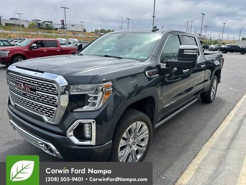 Used 2022 GMC Sierra 1500 Denali w/ Denali Reserve Package AWD/4WD image 1
